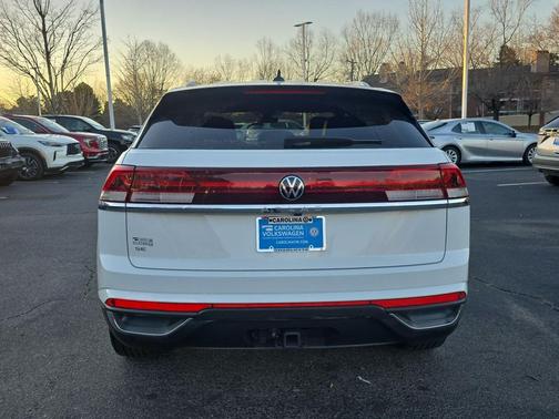 2024 Volkswagen Atlas Cross Sport 2.0T SE w/Technology