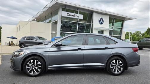 Platinum Gray Metallic 2024 Volkswagen Jetta 1.5T S