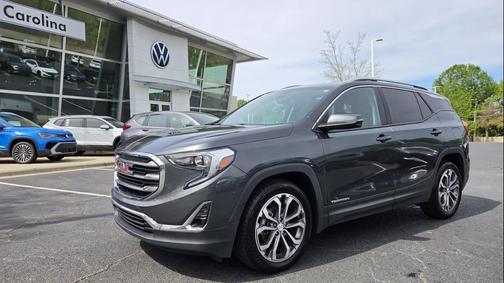 Graphite Gray Metallic 2021 GMC Terrain SLT