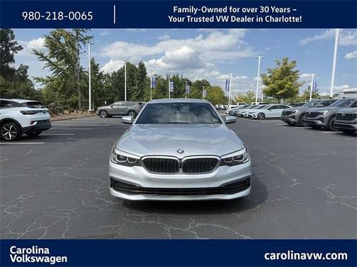 2019 BMW 530 530i