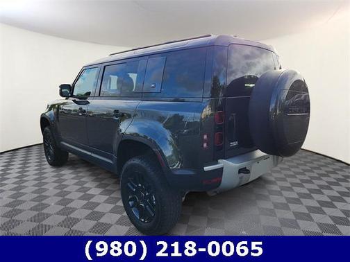 2024 Land Rover Defender 110 P300
