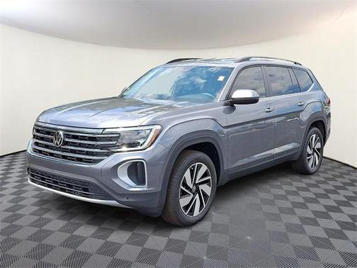 2025 Volkswagen Atlas 2.0T SE w/Technology 4MOTION