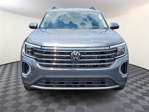 2025 Volkswagen Atlas 2.0T SE w/Technology 4MOTION