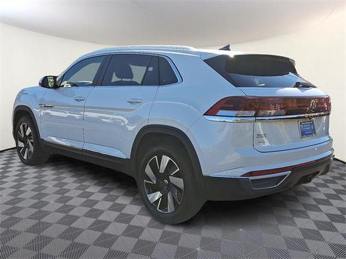 2026 Volkswagen Atlas Cross Sport 2.0T SEL