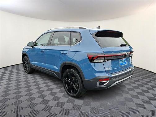 2025 Volkswagen Taos 1.5T SEL