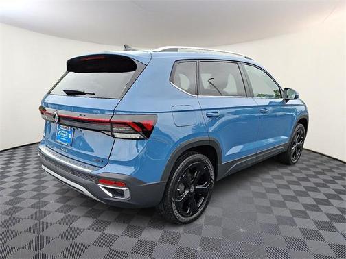 2025 Volkswagen Taos 1.5T SEL