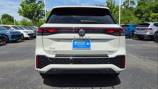 sandstone 2026 Volkswagen Tiguan 2.0T SEL R-Line 4MOTION