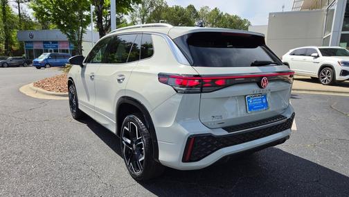 sandstone 2026 Volkswagen Tiguan 2.0T SEL R-Line 4MOTION
