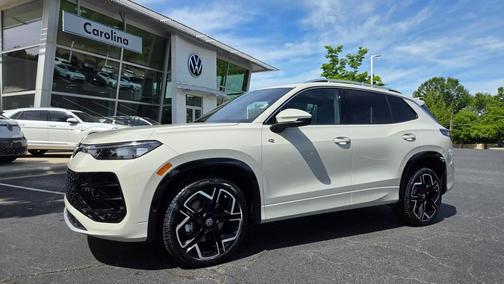 sandstone 2026 Volkswagen Tiguan 2.0T SEL R-Line 4MOTION