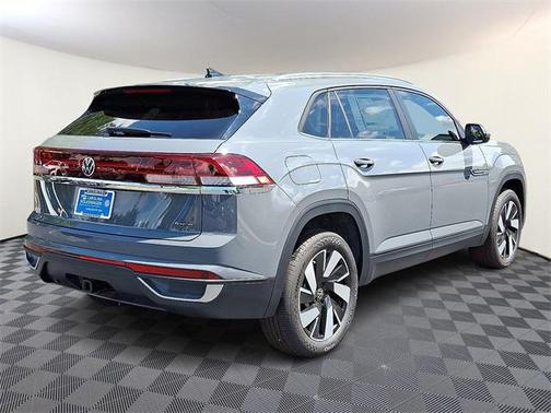 2025 Volkswagen Atlas Cross Sport 2.0T SE w/Technology 4MOTION