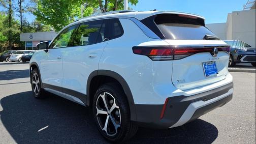 Pure White 2026 Volkswagen Tiguan 2.0T SE 4MOTION