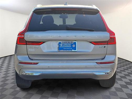 2023 Volvo XC60 B5 Plus Bright Theme