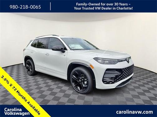 2025 Volkswagen Tiguan 2.0T SE R-Line Black