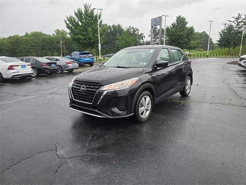 2022 Nissan Kicks S
