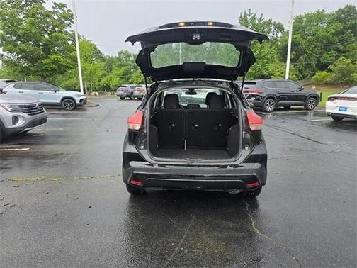 2022 Nissan Kicks S