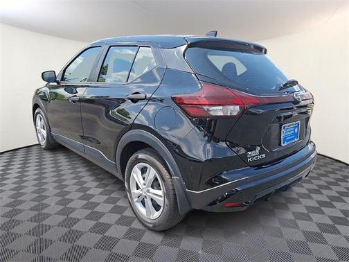 2022 Nissan Kicks S