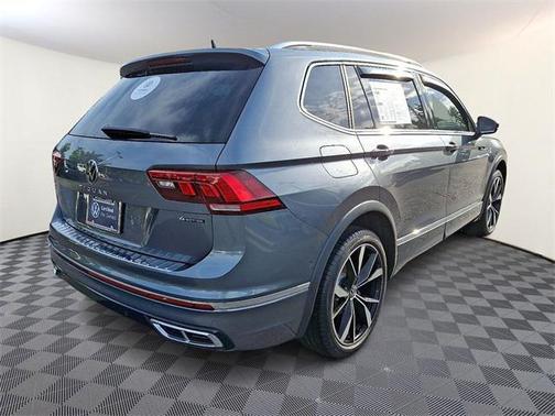 2022 Volkswagen Tiguan 2.0T SEL R-Line 4MOTION