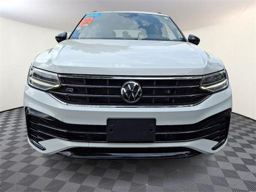 2022 Volkswagen Tiguan 2.0T SE R-Line Black 4MOTION