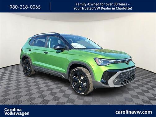 2025 Volkswagen Taos 1.5T SE Black