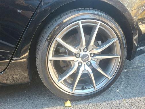 2023 Genesis G70 2.0T AWD