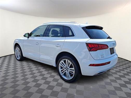 2018 Audi Q5 2.0T Tech Premium