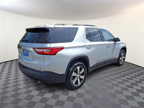 2020 Chevrolet Traverse LT Leather