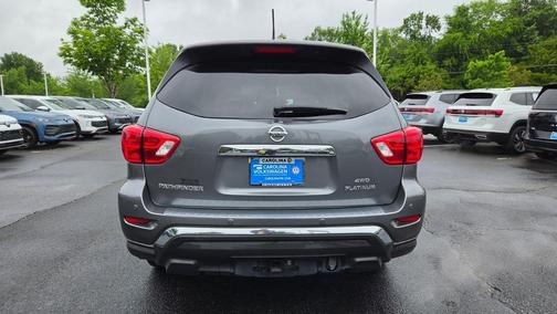 Gun Metallic 2018 Nissan Pathfinder Platinum