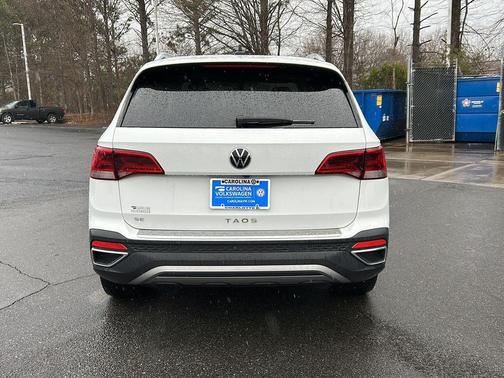 2023 Volkswagen Taos 1.5T SE