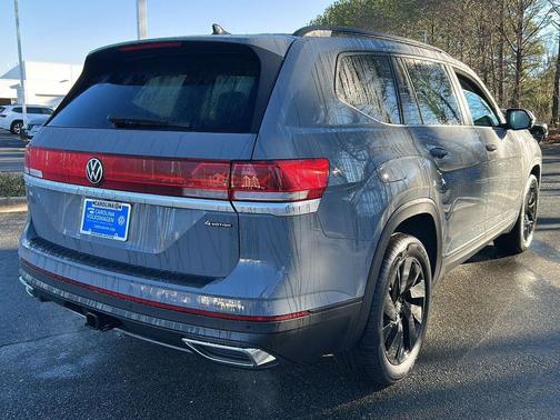 2026 Volkswagen Atlas 2.0T SE w/Technology 4MOTION