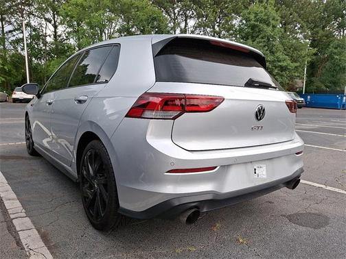 2023 Volkswagen Golf GTI 2.0T SE DSG