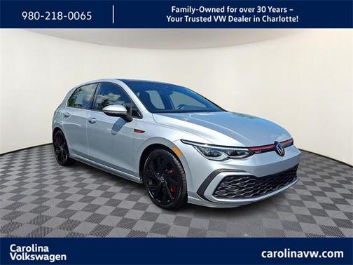 2023 Volkswagen Golf GTI 2.0T SE DSG