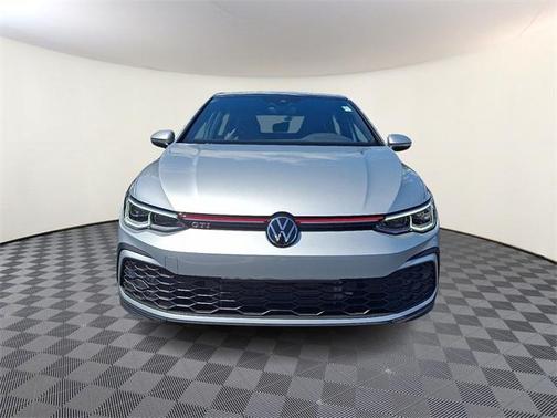 2023 Volkswagen Golf GTI 2.0T SE DSG