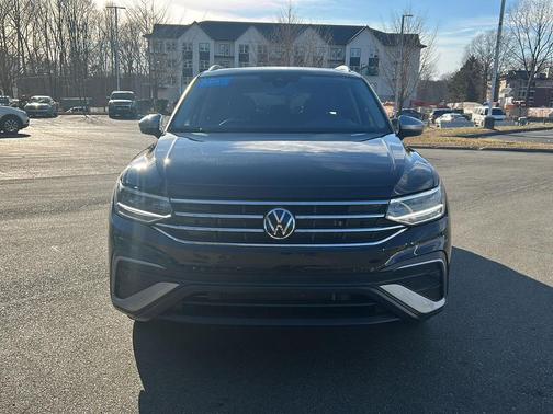 2024 Volkswagen Tiguan 2.0T Wolfsburg Edition