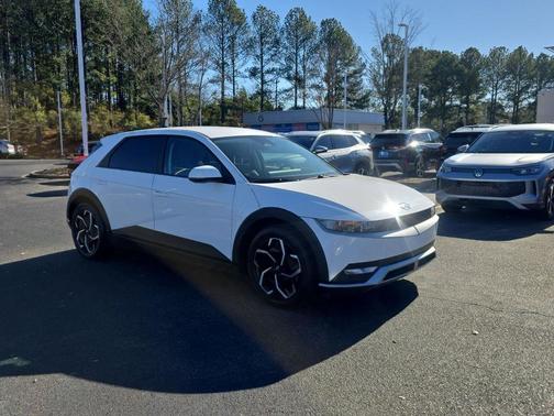 2024 Hyundai IONIQ 5 SEL