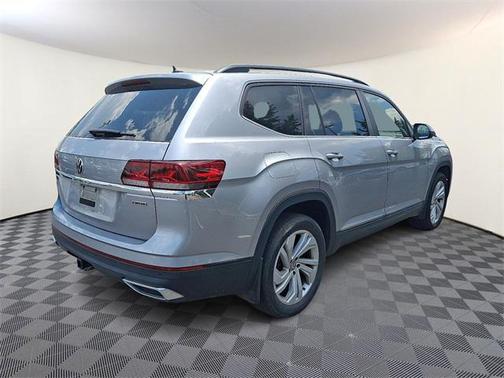 2022 Volkswagen Atlas 3.6L SE w/Technology