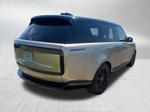 2025 Land Rover Range Rover P530 Autobiography