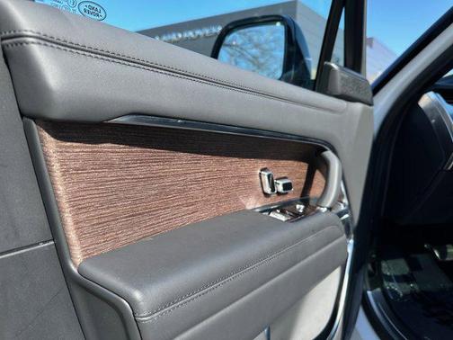 2023 Land Rover Range Rover Autobiography