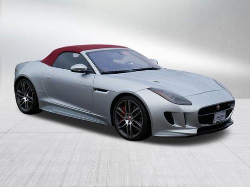 2017 Jaguar F-TYPE R