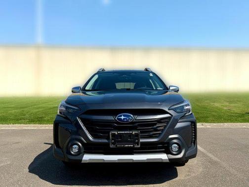 2023 Subaru Outback Touring