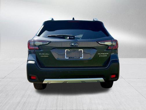 2023 Subaru Outback Touring