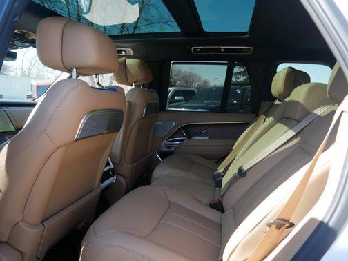 2025 Land Rover Range Rover P530 Autobiography