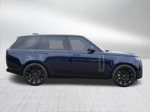 2023 Land Rover Range Rover P530 SE
