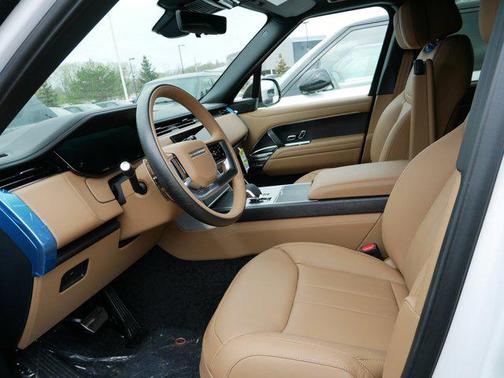 2025 Land Rover Range Rover P530 Autobiography