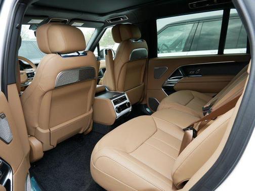 2025 Land Rover Range Rover P530 Autobiography