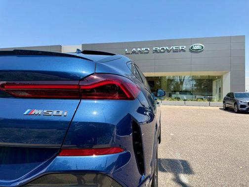 2023 BMW X6 M50i