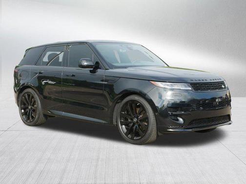 2025 Land Rover Range Rover Sport SE