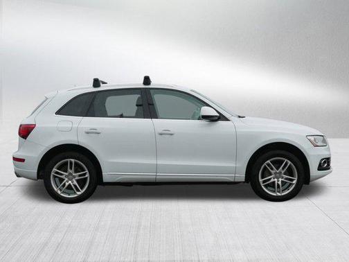 2017 Audi Q5 2.0T Premium Plus