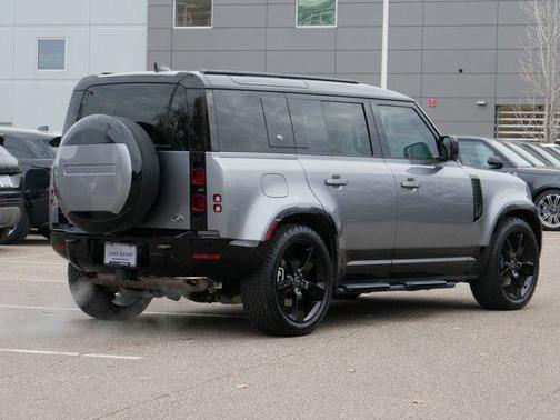 2023 Land Rover Defender 110 X-Dynamic SE