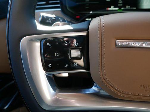 2025 Land Rover Range Rover P550e Autobiography