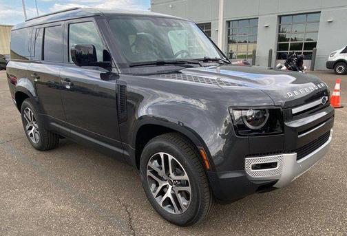 2025 Land Rover Defender 130 P300 S
